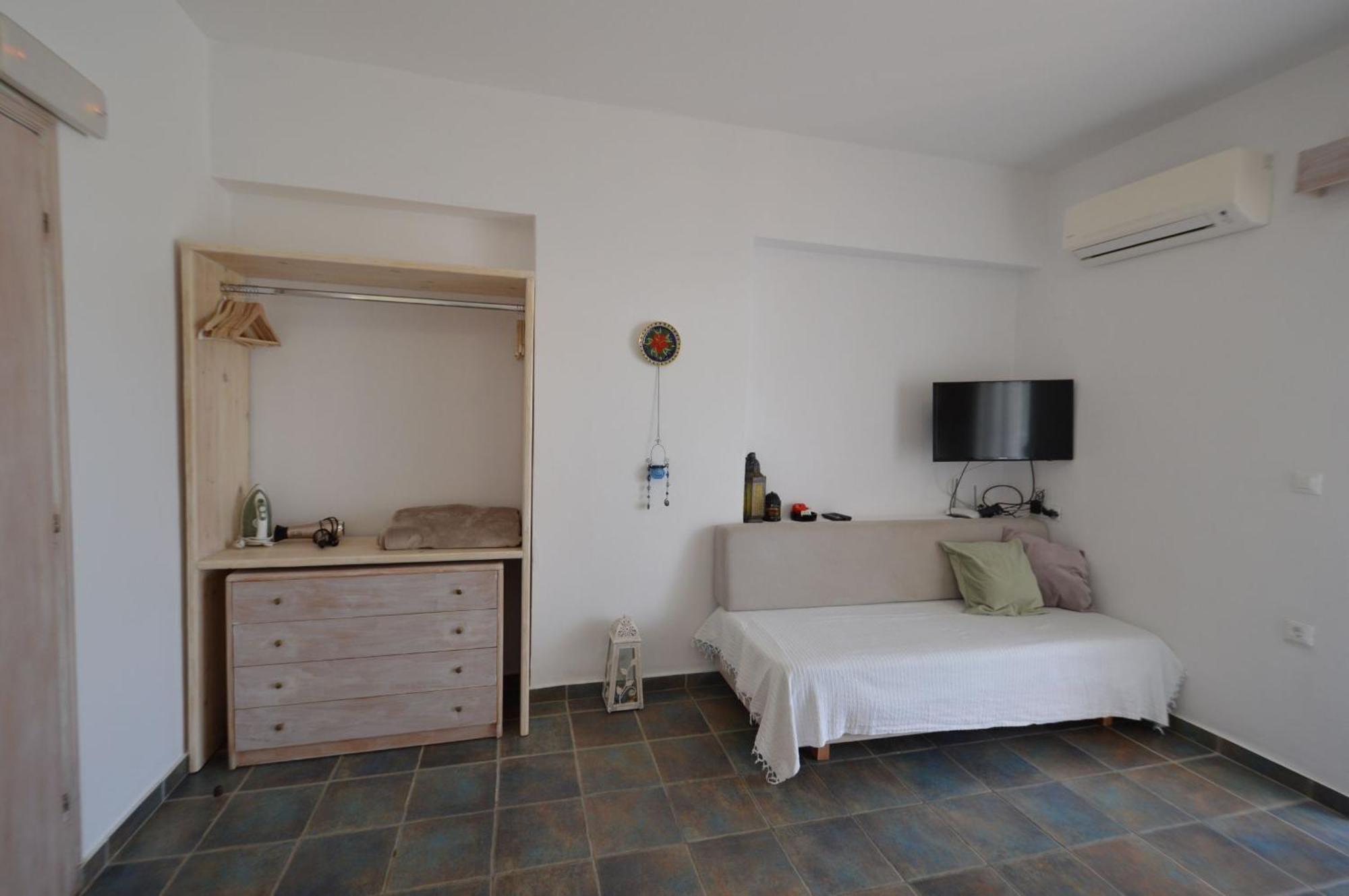 Kathara Bay Apartments Фаліракі Екстер'єр фото