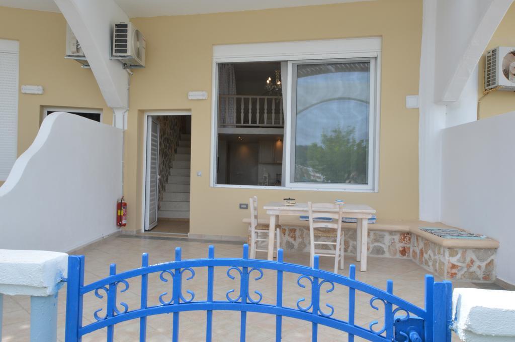 Kathara Bay Apartments Фаліракі Екстер'єр фото